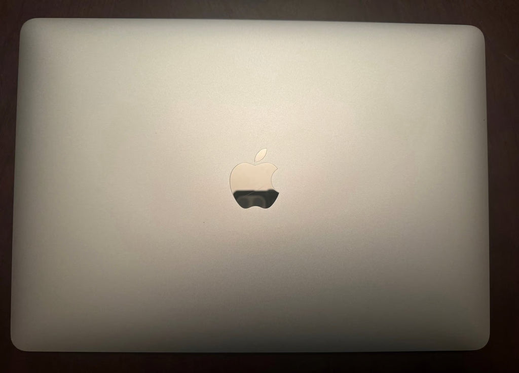 Apple Macbook Pro 13in.  M2 3.49 GHz  256GB 2M11