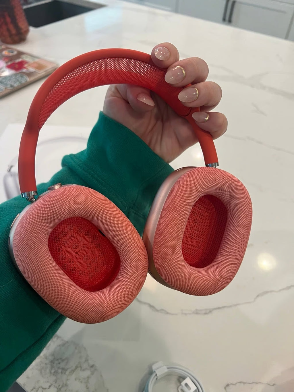 NEW Apple AirPods Max with Smart Case in Pink 8Z66
