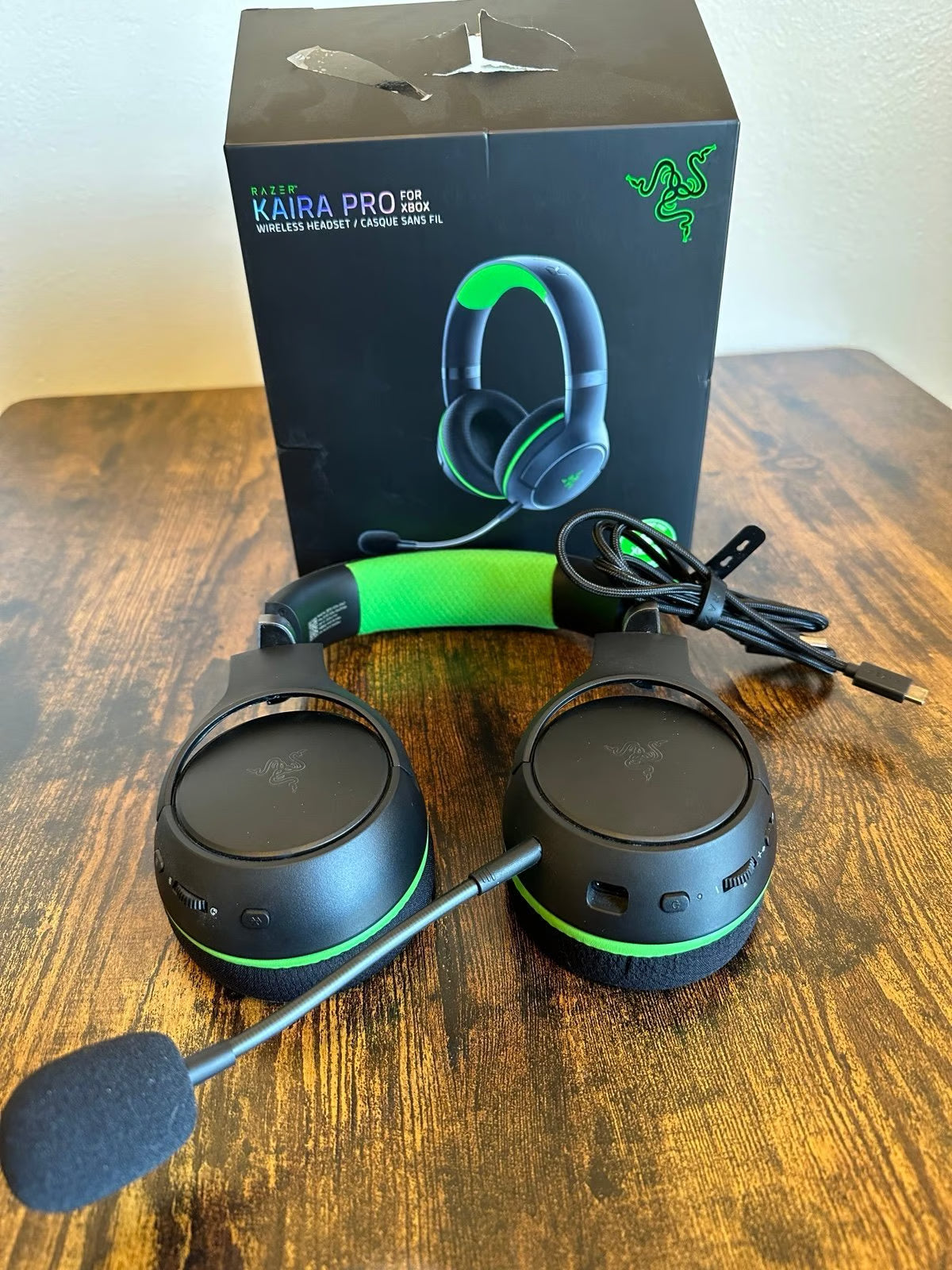 Xbox Series X Lot 1R85