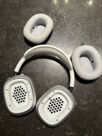 AirPods Max Silver (1st Generation) 6H16