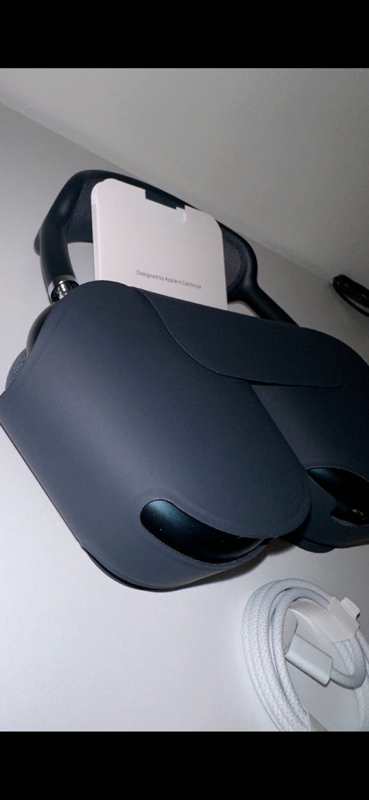 AirPods Max - Midnight * LIKE NEW* (AppleCare+) 1M51