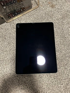 iPad Pro 3rd Gen 12.9 IN *PERFECT CONDITION * 6J19