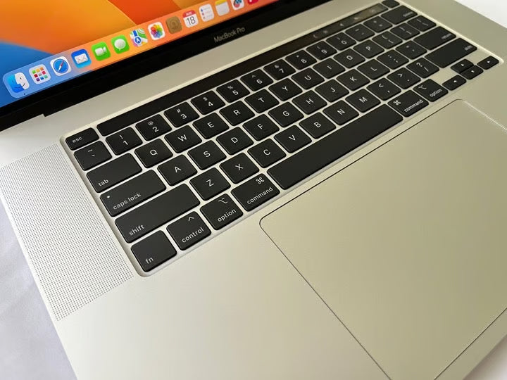 MacBook Pro 16 inch 2019 i9 16GB 1TB - Like New 5C96