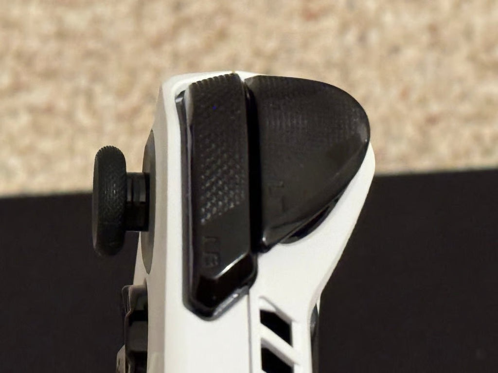 ASUS rog ally z1 extreme 512GB with Accessories 6M32