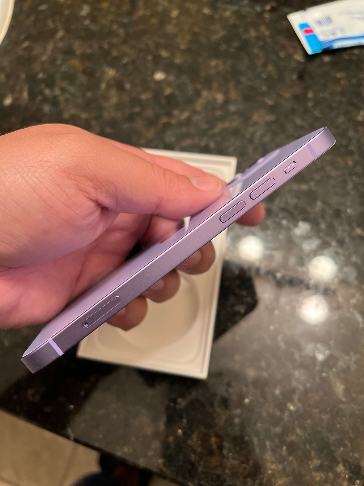 Apple iPhone 12 64 GB in Purple( Unlocked ) 2Z97