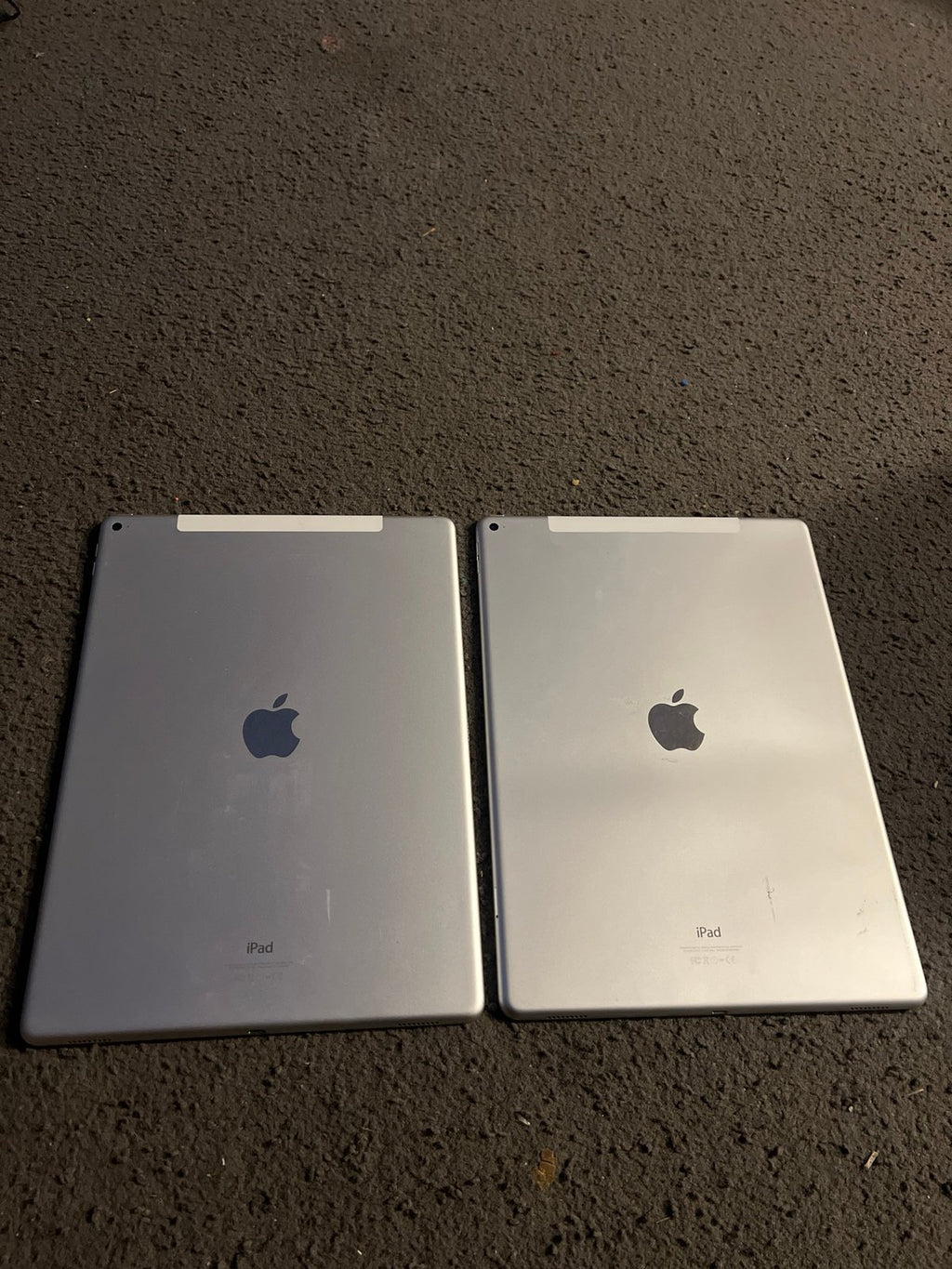 10 Apple iPads pro 12.9 inch 128GB 3L69