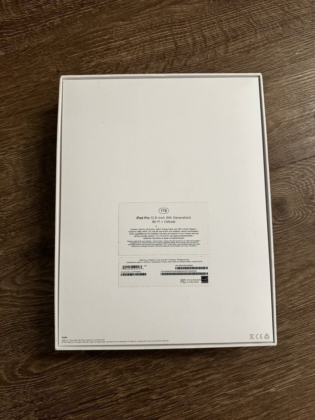 M1 1 TB iPad Pro 12.9-inch (5th Generation) Wi-Fi + 5G Cellular + EXTRAS 5F85