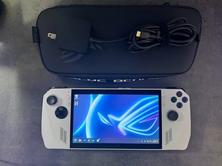 ASUS rog ally z1 extreme + 1 TB Memory Card 5S63