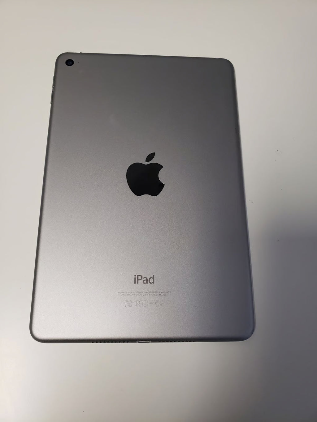 Apple iPad Mini 4 128GB Gray 2O22