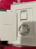 Apple iPad Air 5th Generation 256 GB in Space Gray 1K15