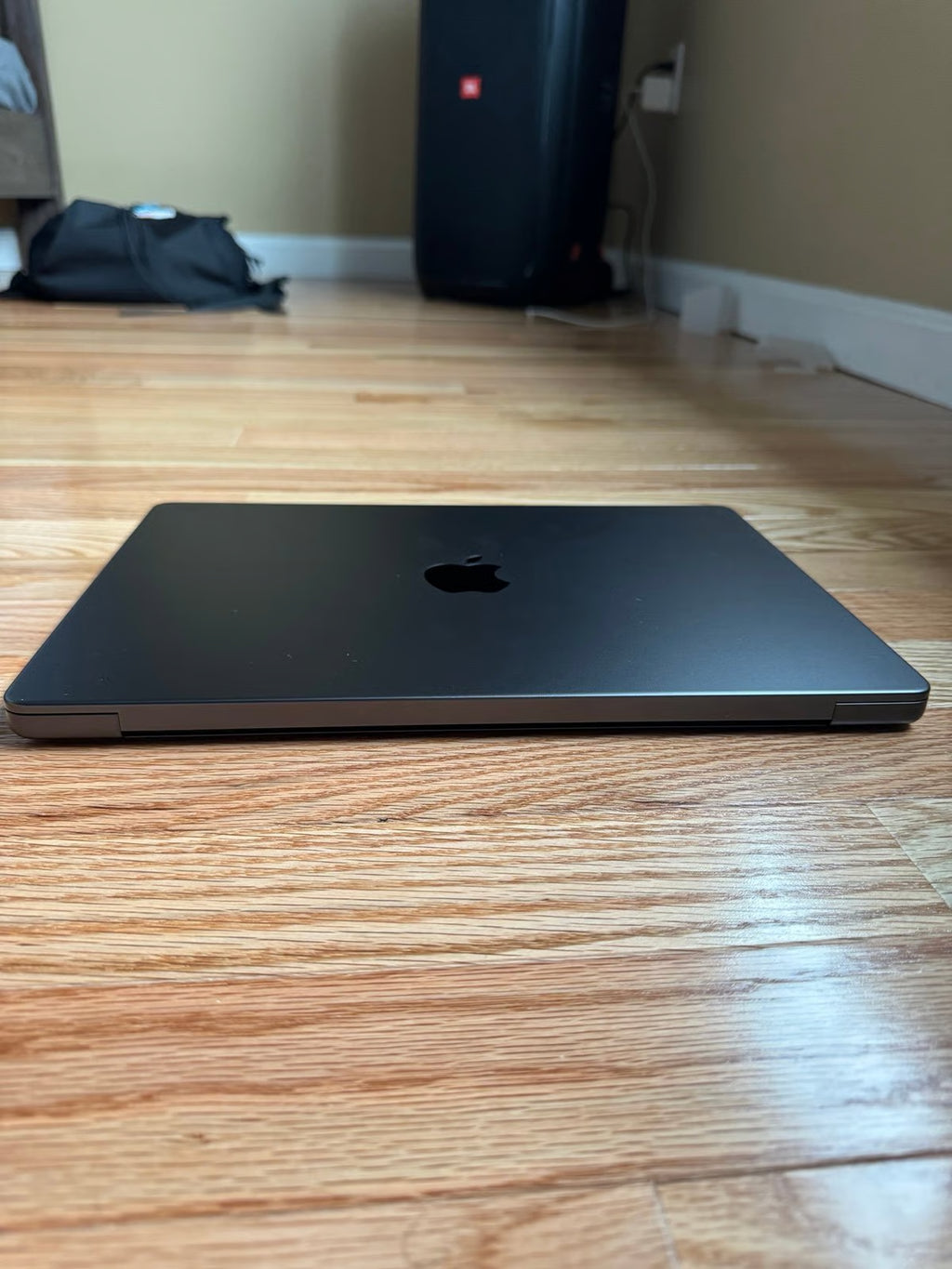 14-Inch Macbook Pro with Apple M3 Pro Chip 18GB/1TB SSD 1S81