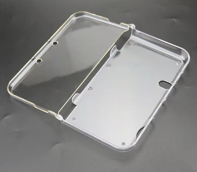 Nintendo NEW 3DS XL in Red COMPLETE IN BOX with Zelda Skin in CLEAR CASE