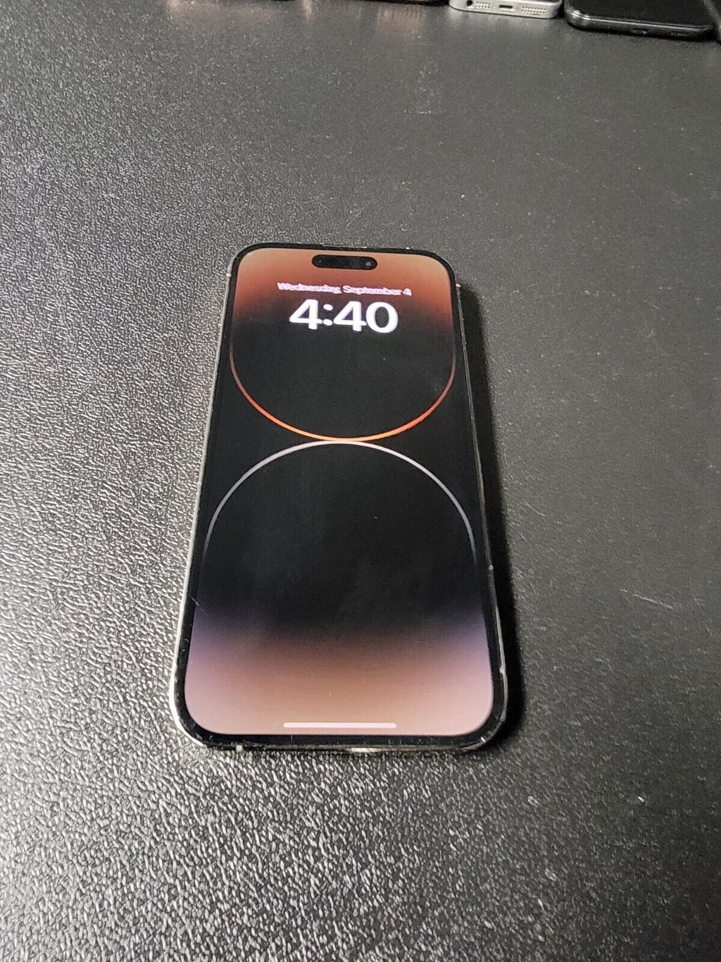 Apple iPhone 14 Pro - 128 GB - Gold (Unlocked) 1U67