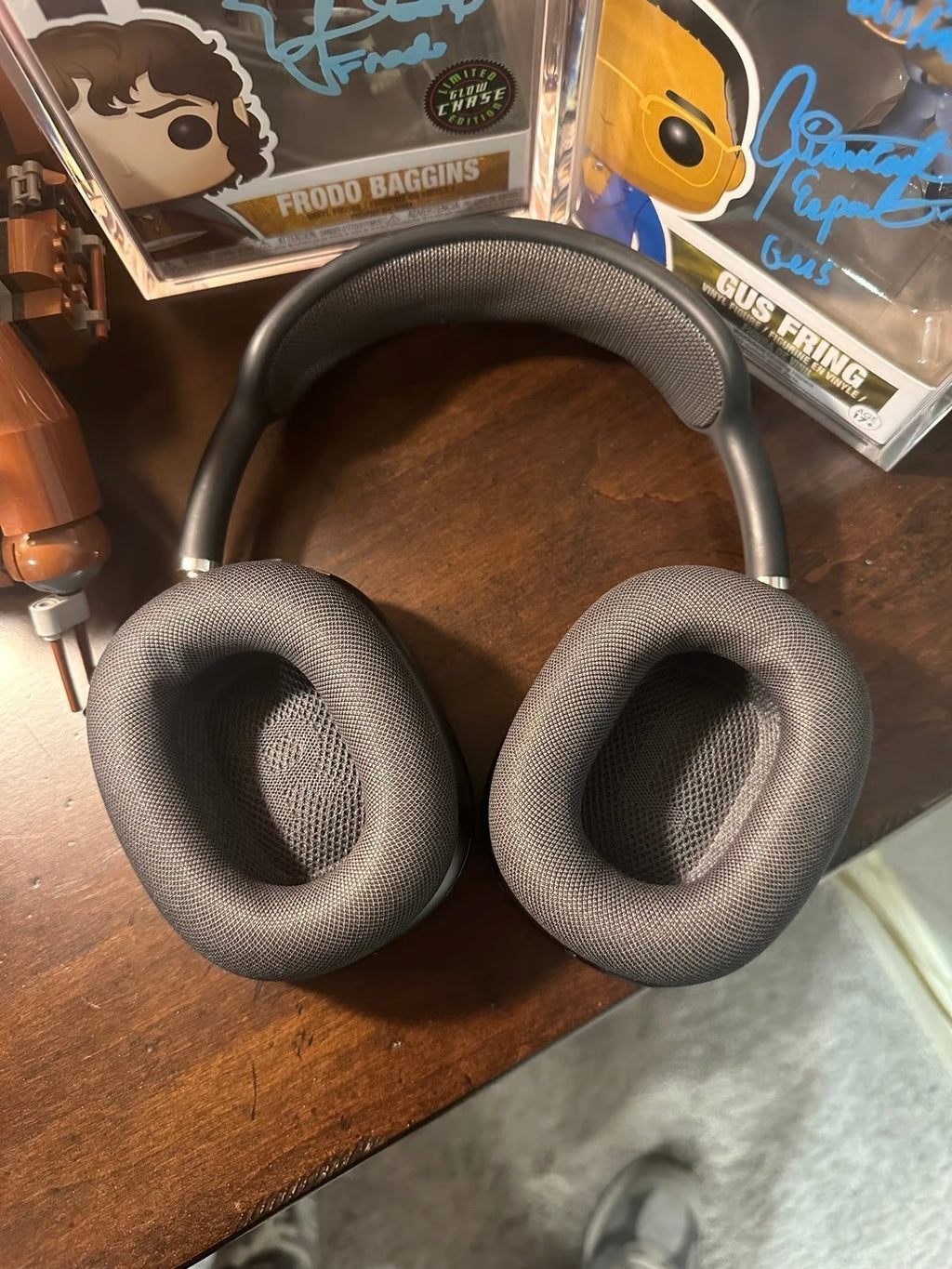 airpod max space grey 2S35