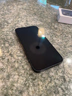Apple iPhone 13 128 GB in Midnight for Unlocked 8L68