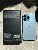 Apple iPhone 13 Pro 256 GB in Sierra Blue 7W31