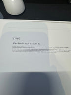 Apple iPad Pro 11 M4 2024 1TB with Apple Pencil Pro and Magic Keyboard 7O31