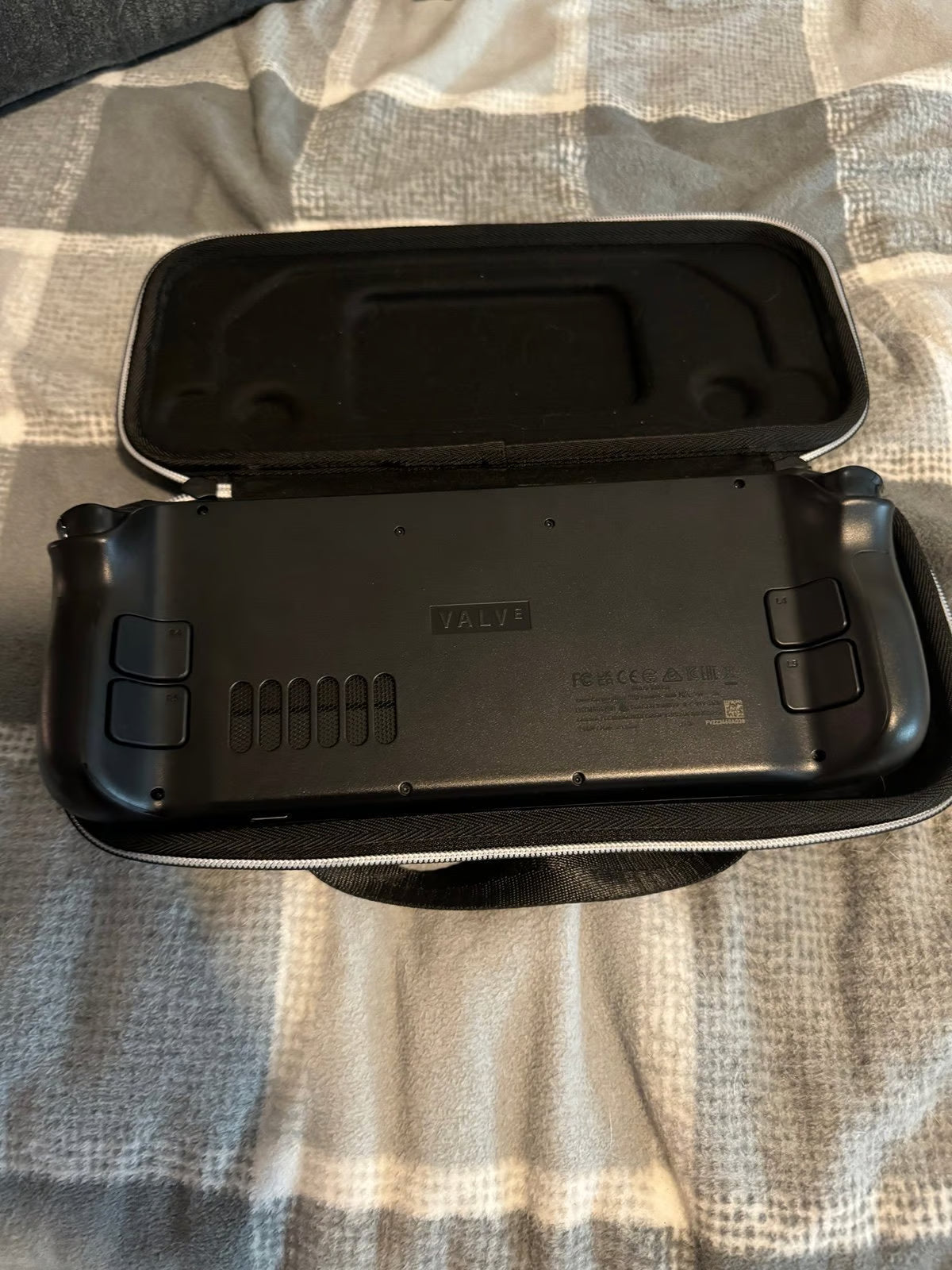 Steam Deck OLED 512 GB + 512GB SD Card (Like New) 1G51