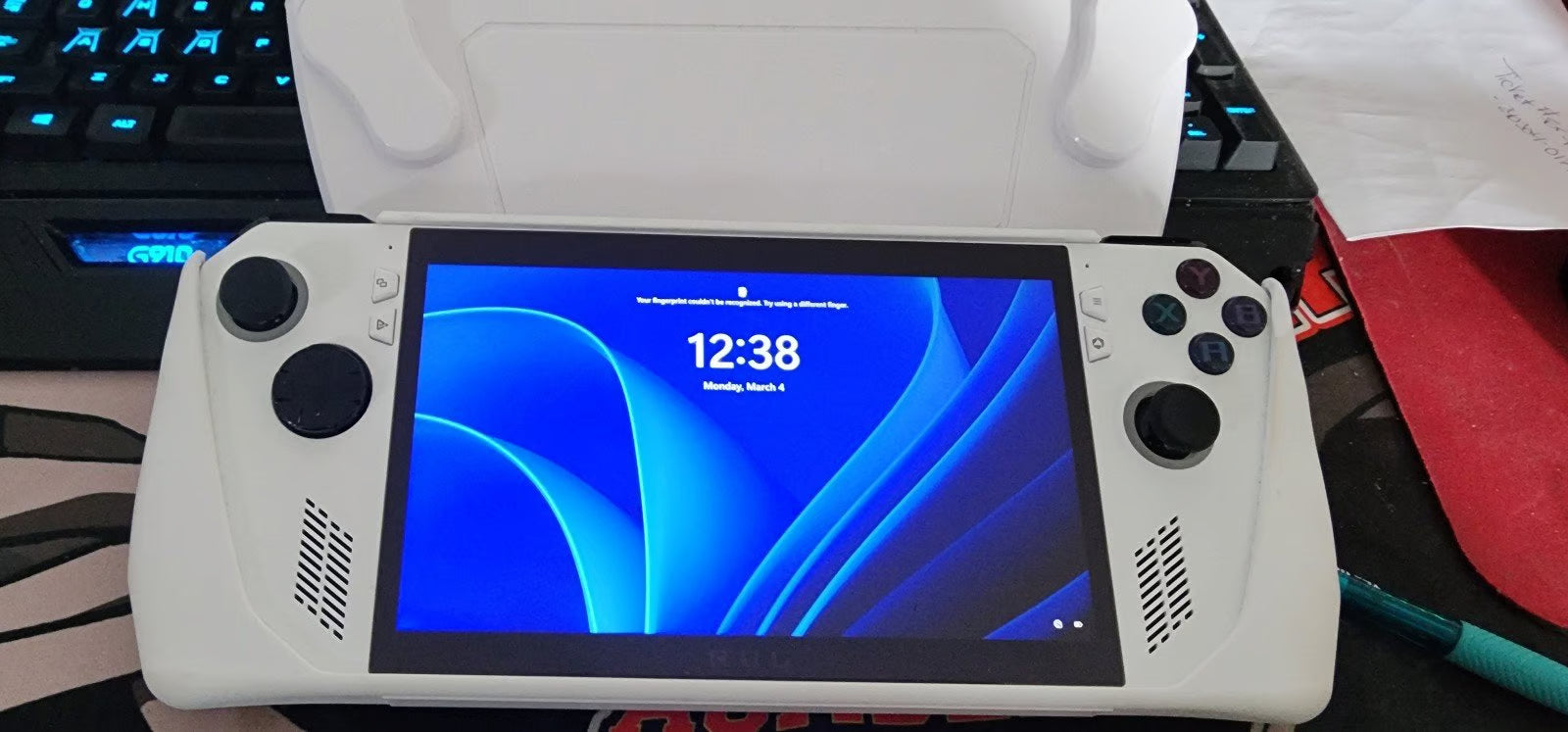 ASUS rog ally z1 2G39