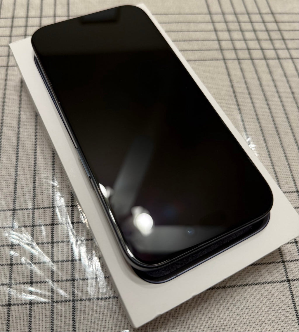 iPhone 15 Pro unlocked 128GB 9A13