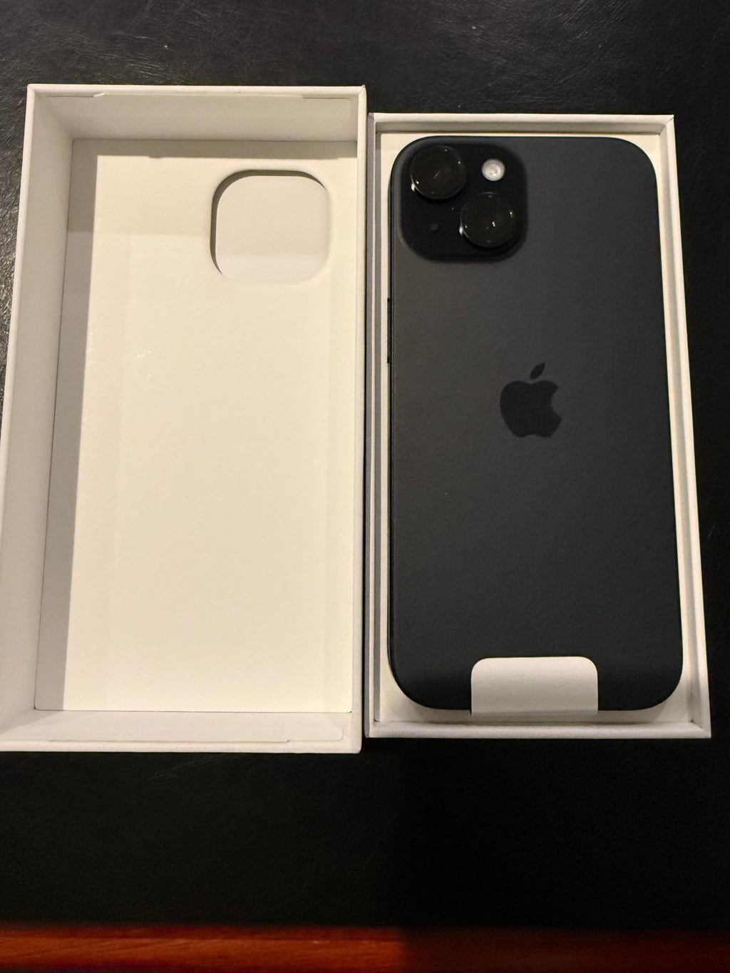 Apple iPhone 15 UNLOCKED 128GB *new**open box* 7X67