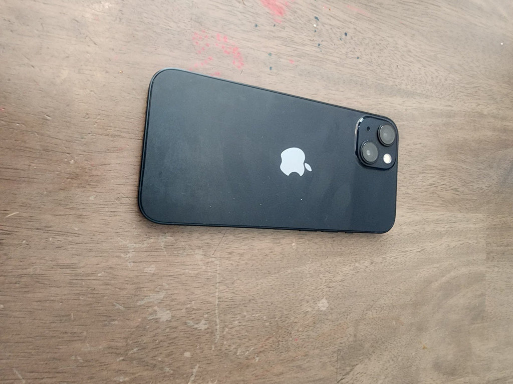 Apple iPhone 13 Verizon unlocked 128gb RESERVED 9L16