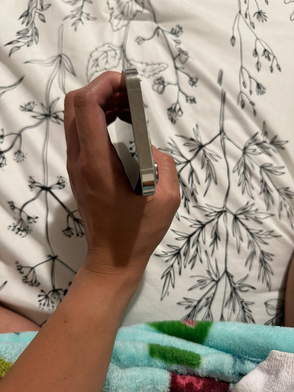 Apple iPhone 13 Pro unlocked 9R93