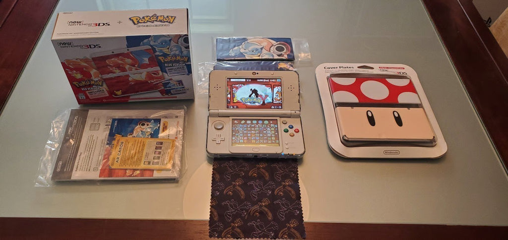 Dual IPS NEW Nintendo 3DS Pok茅mon 20th Anniversary Edition & NIB Cover Plates