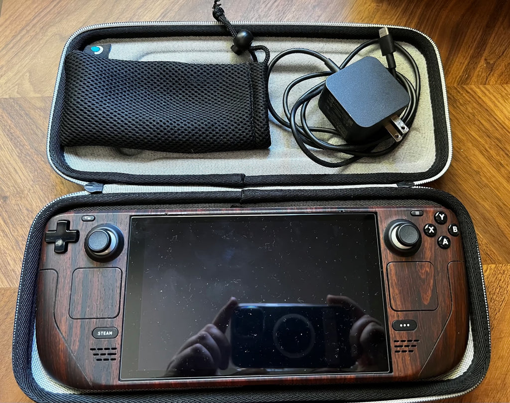 Valve Steam Deck 512GB LCD W/Case 9B77