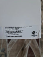 Airpods max with smart case 6V32