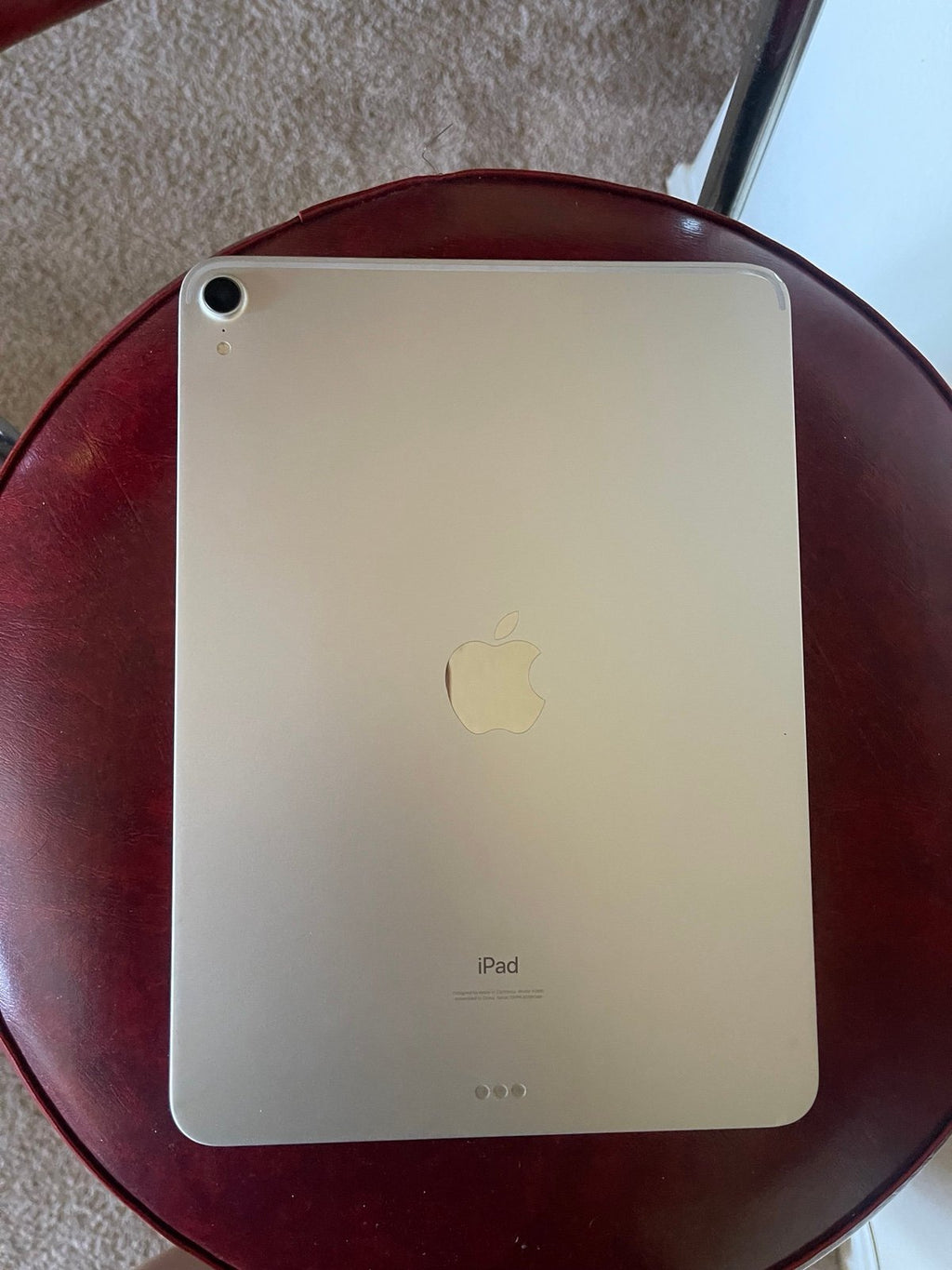 iPad Pro (11 inch) + Keyboard + Apple Pencil 2J27