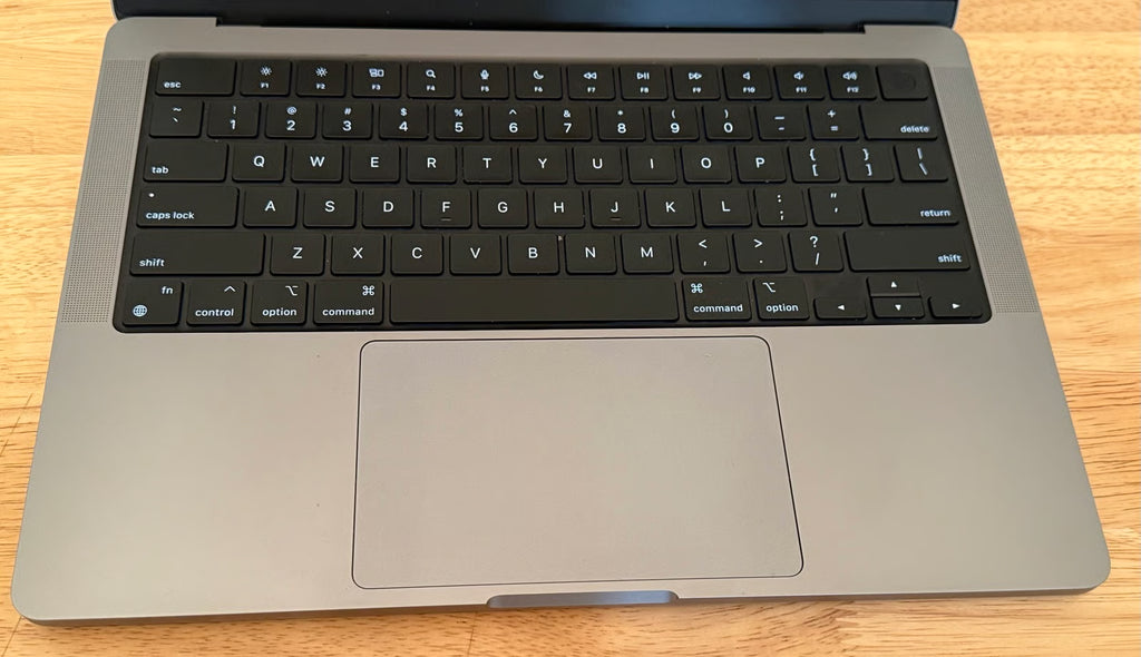 Macbook Pro 14鈥?Space Gray M1 Pro 2021 512GB 7Z55