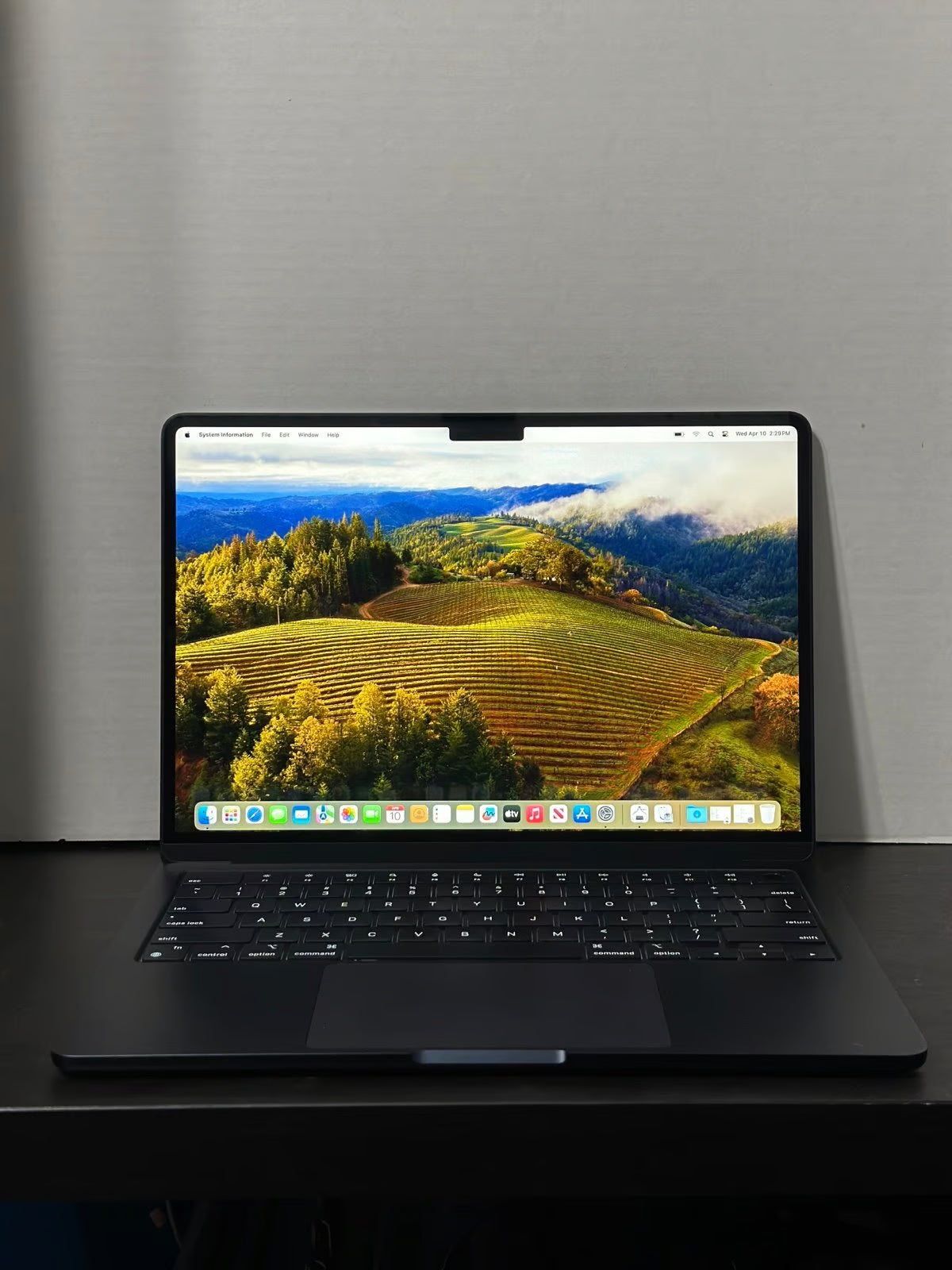 M2 Macbook Air 21 BATTERY CYCLES 9D79