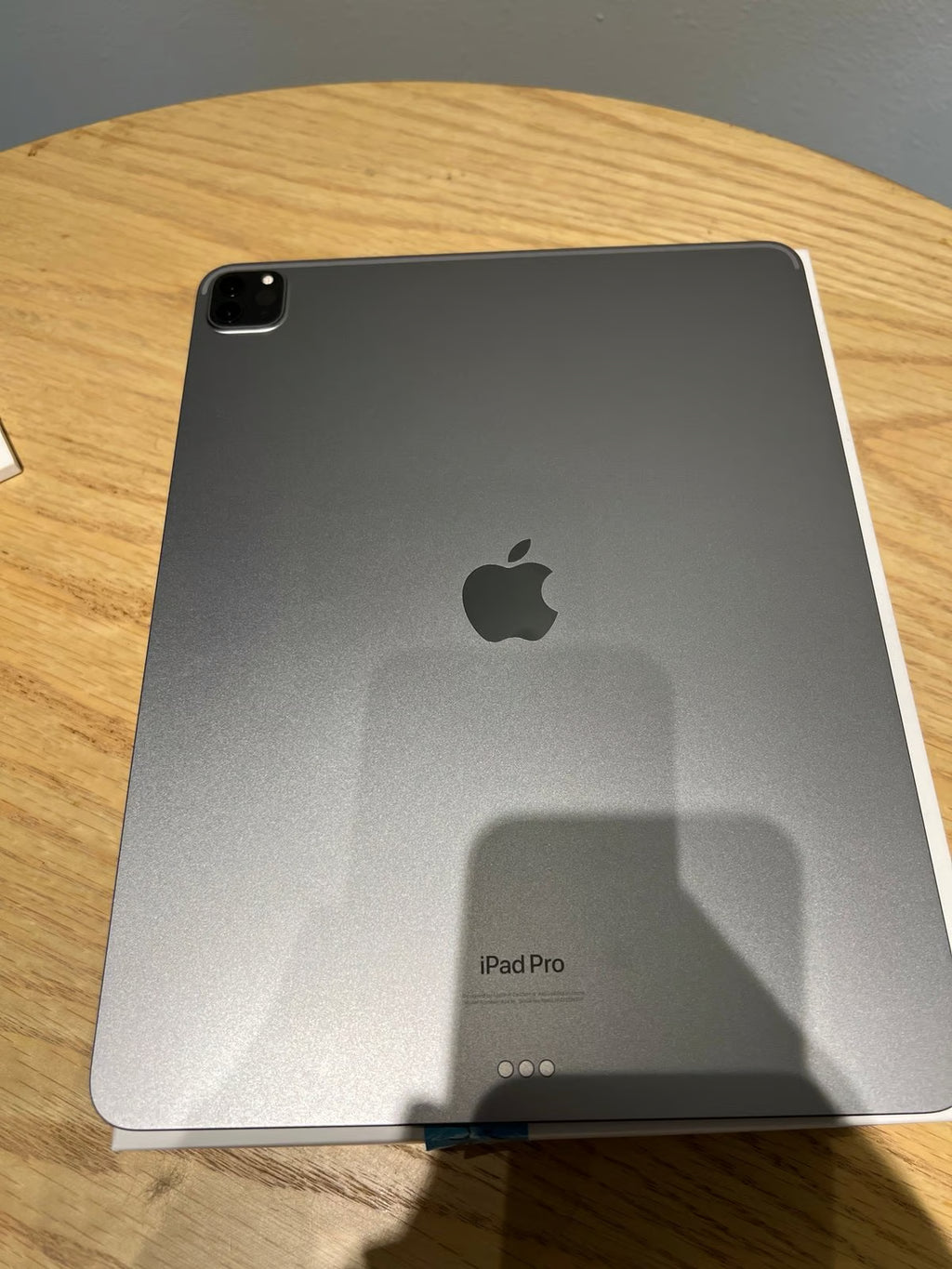 ipad pro 12 inch 6th gen 5B99