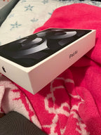 Apple iPad Air 5th Generation 256 GB in Space Gray 1K15