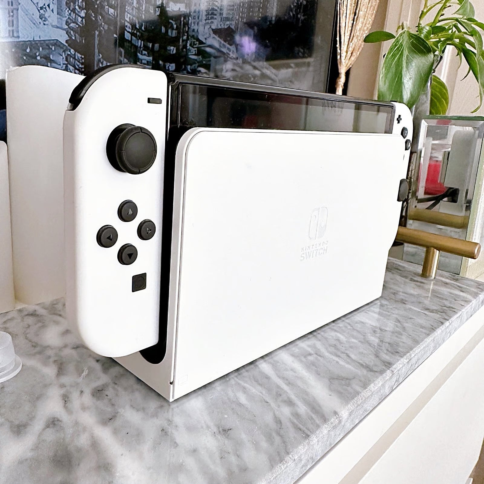 Nintendo switch oled console 8H69