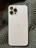 IPhone 12 Pro Max 256gb Gold Unlocked and Factory Reset 7E37