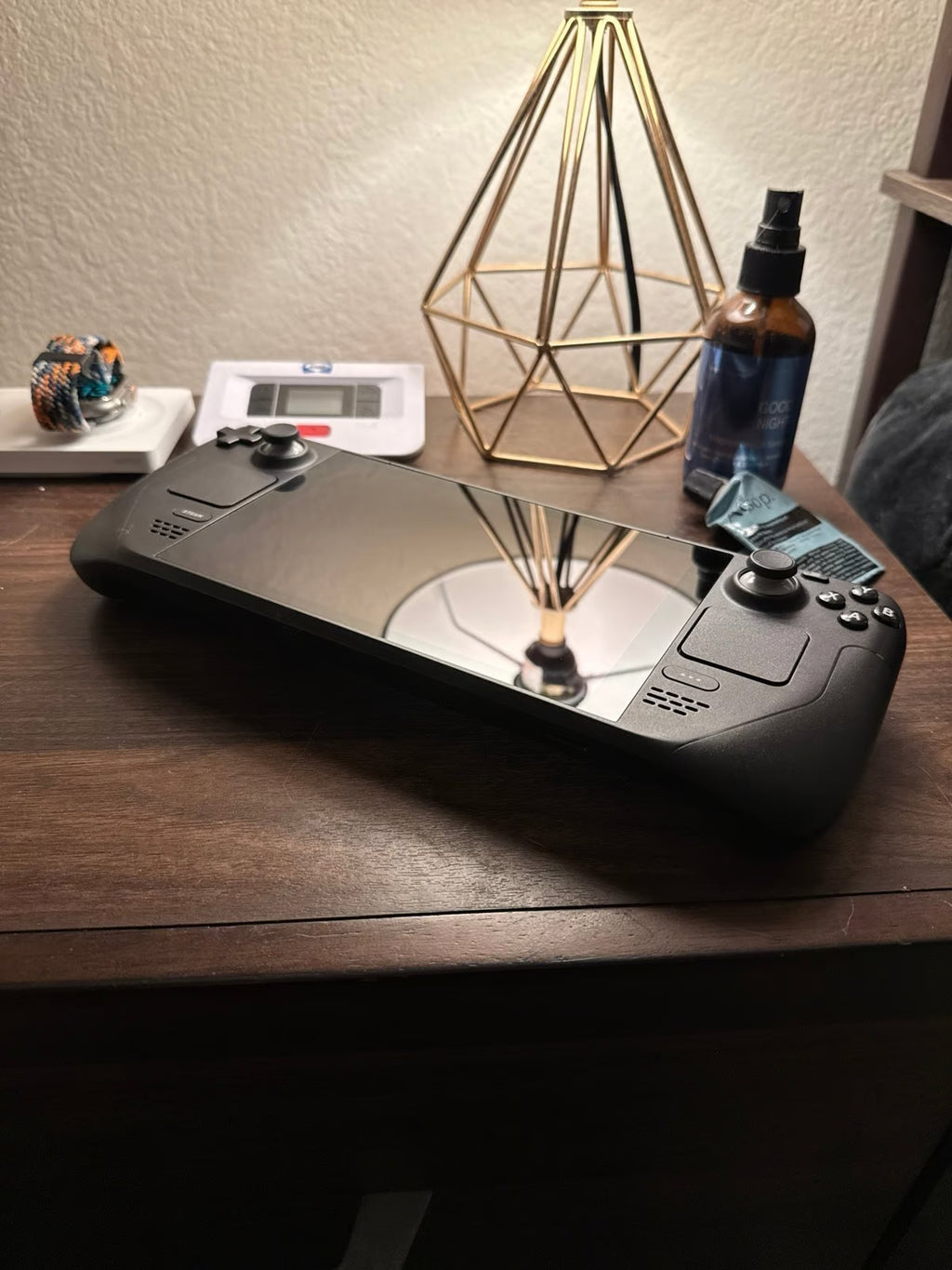 Steam Deck 256GB - Original Box & Carrying Case 5S79