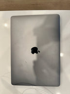 Apple Macbook Air 13in.  M1 3.2 GHz  512GB SSD 5D65