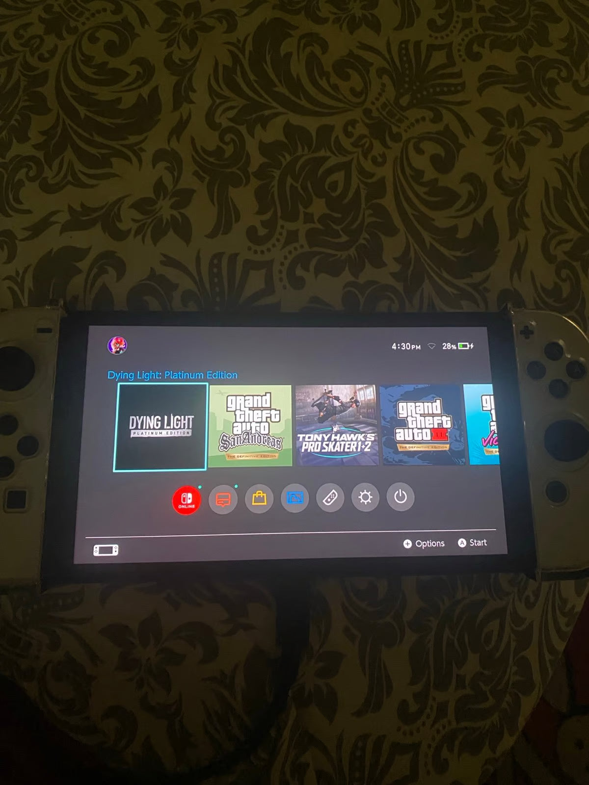 Nintendo Switch oled 1K89