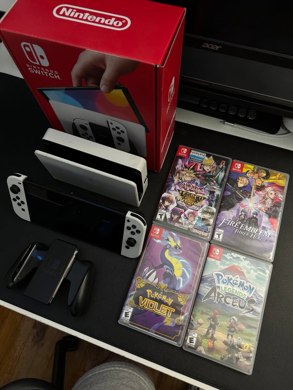 Nintendo Switch OLED Bundle + Pokemon Arceus + Pokemon Scarlet + More 9O85