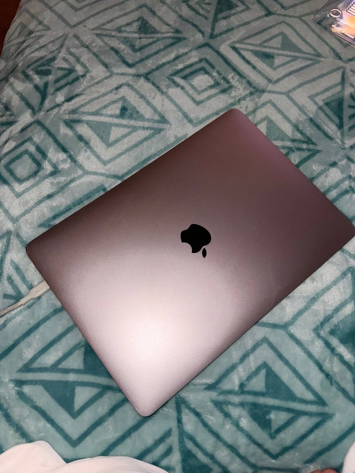 macbookpro 2020 1G25