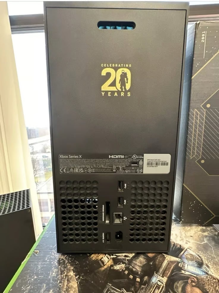 Xbox Series X Halo Infinite Limited Edition Console 7B87