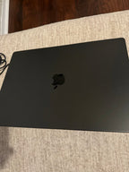 macbook pro 16 inch 1O97