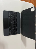 Apple iPad Pro 2nd Generation 128 GB in Silver 11-inch Celluar (Unlocked) 8J57