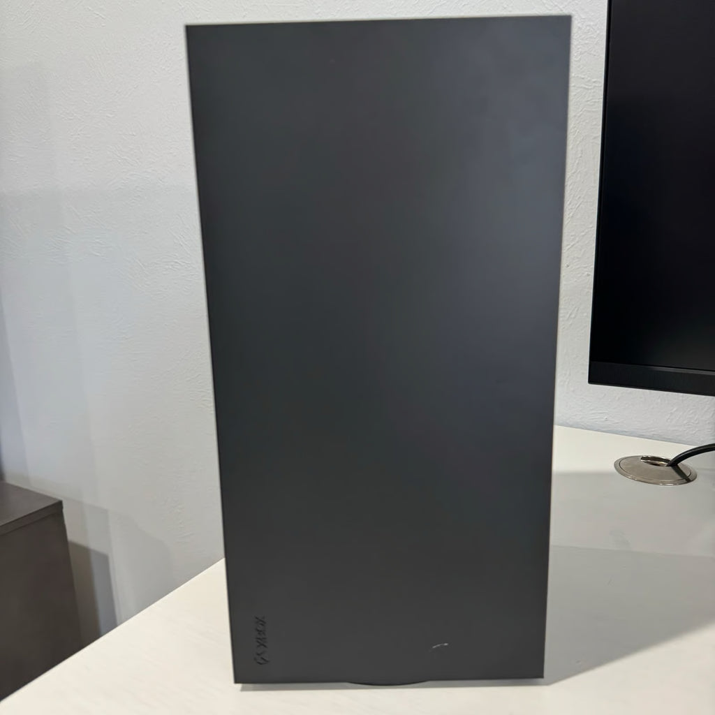 Xbox series X With Control & Headset 3O66