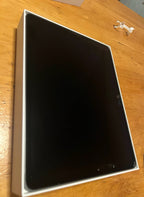 iPad Pro 12.9-inch (5th Generation) Wi-Fi 128gb 8B31