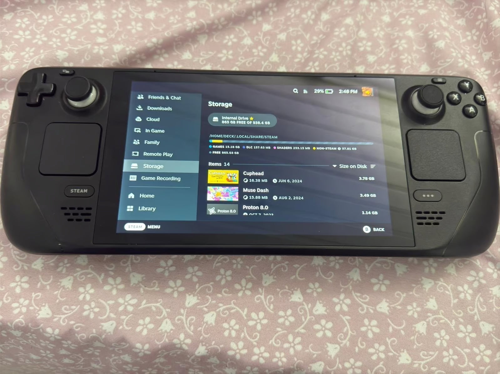 Steam Deck 1tb LCD with case and charger 5U36