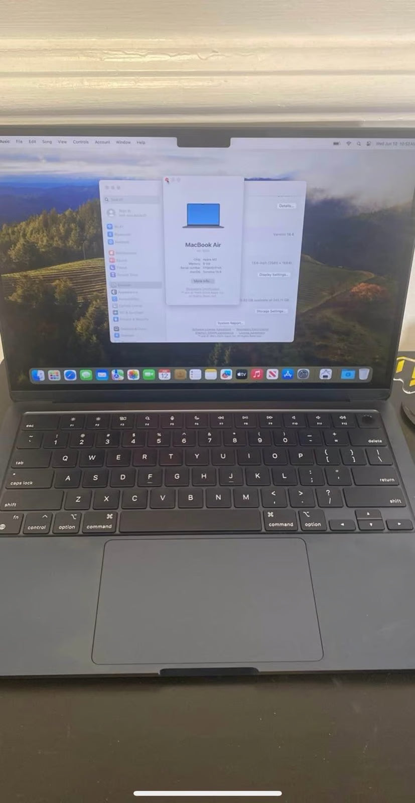 (2024)Apple Macbook Air 13in.  M2 3.49 GHz  256GB SSD 5P67