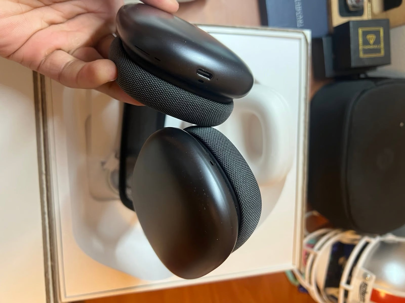 Apple AirPods Max 2024 (USB-C) w/ Apple warranty 7X15